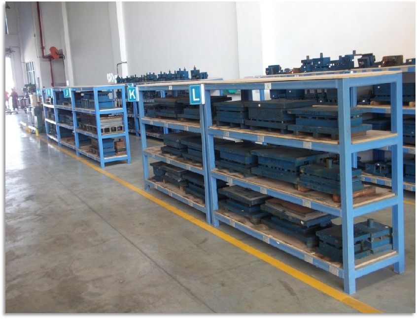 Custom metal fabrication service for stainless steel sheet metal panel