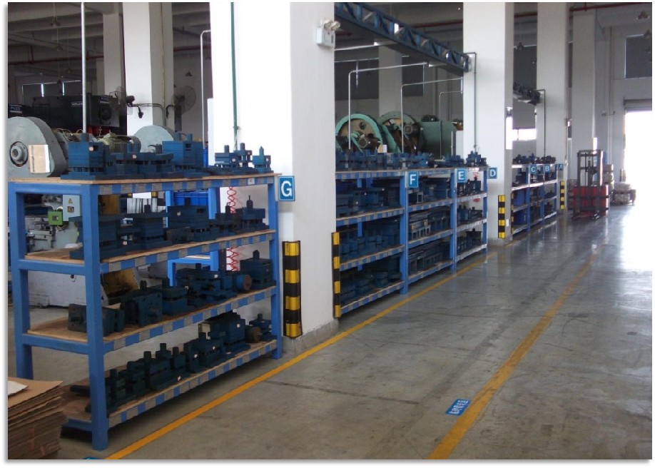 High precision CNC bent sheet metal finished product used for machinery housing High precision CNC bent sheet metal finished product used for machinery housing